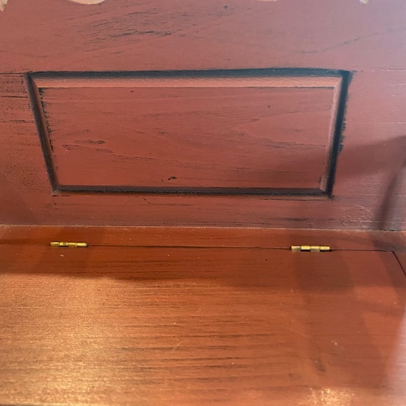 Rustic Wooden Dollhouse Bench with Storage - Picture 3 of 9